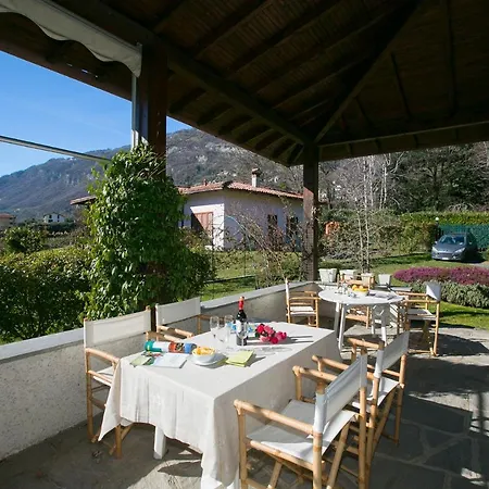 Willa Sleeps 6 Lenno