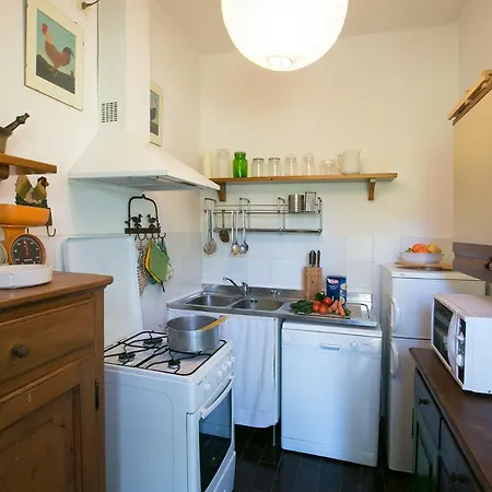 Sleeps 6 Lenno