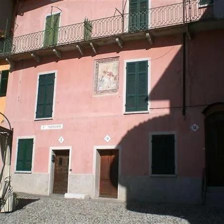 Sleeps 6 Willa